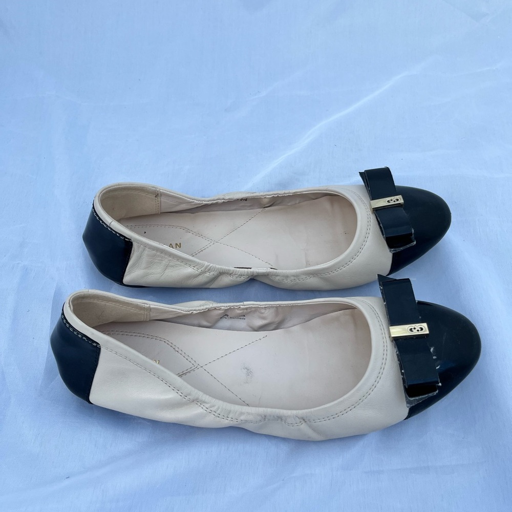 Cole Haan Elsie Ballet Flats Toe Cap & Black Front Bow size 9,5 - Picture 5 of 15